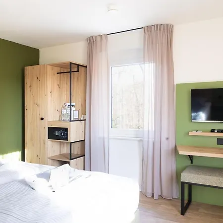Land-gut-hotel Waldesruh 3*
